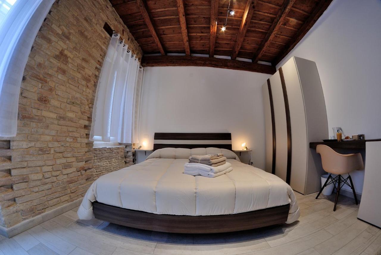 Del Corso * Loreto